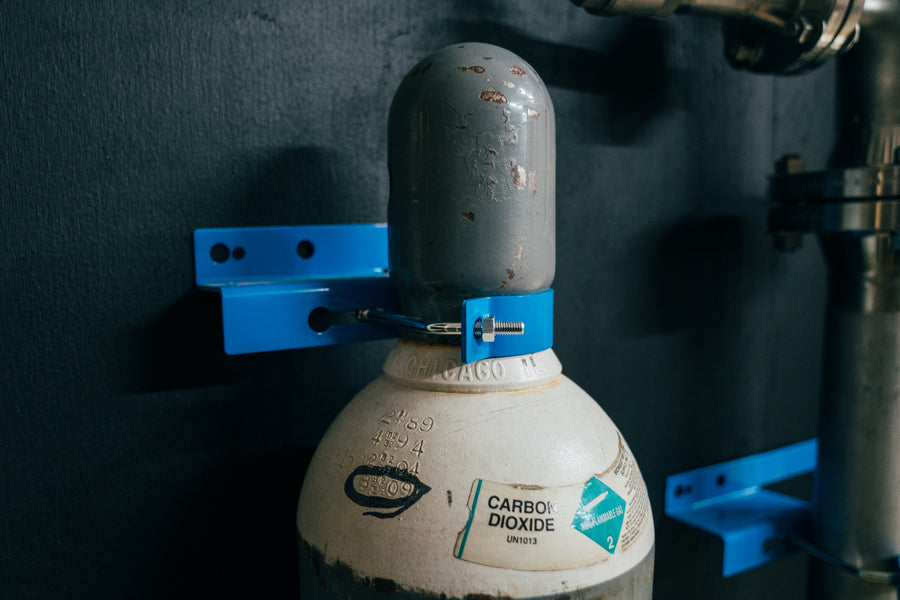 3” LOCKABLE HAP V-HANGER